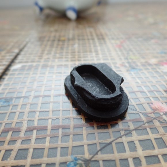 Delft Blauw Piggy Bank Windmill Porcelain 4" - Picture 8 of 9